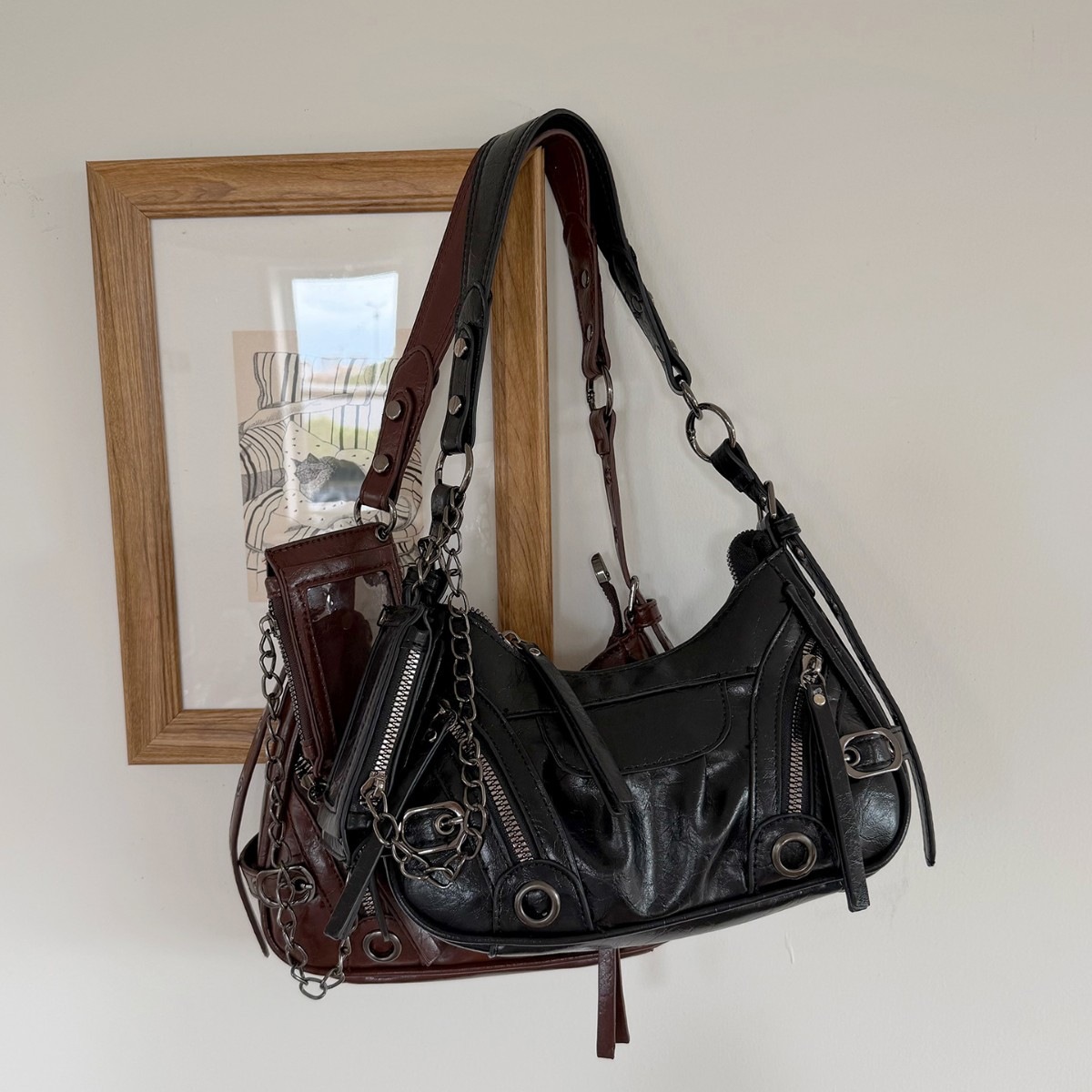 Women Bags On Sale - CGCBAG กระเป๋าสะพายข้างขนาดเล็กสไตล์วินเทจ Y2K สำหรับผู้หญิง กระเป๋าโท้ทดีไซน์หรู กระเป๋าถือผู้หญิงความจุเยอะ