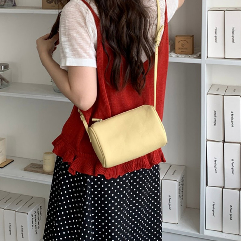 กระเป๋าถือทรงบอสตันลายลิ้นจี่ส - Women Bags 2026 Trends บทวิจารณ์และราคา