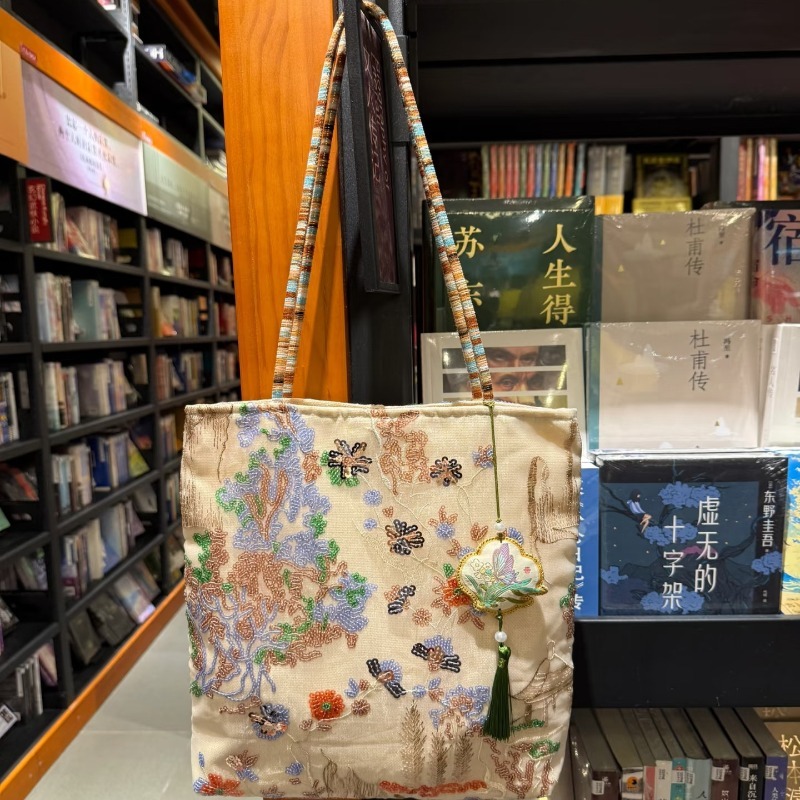 กระเป๋าผ้าแคนวาสปักลายสไตล์จีน - Women Bags 2026 Trends บทวิจารณ์และราคา