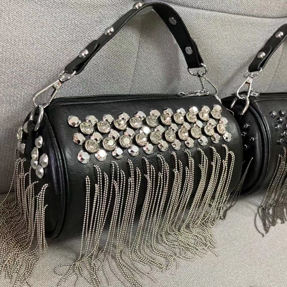 กระเป๋าถือแฟชั่นปี 2026 แบบมิน - Women Bags 2026 Trends บทวิจารณ์และราคา